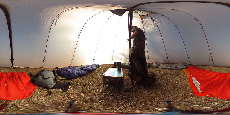 8 Person 360 Look Around