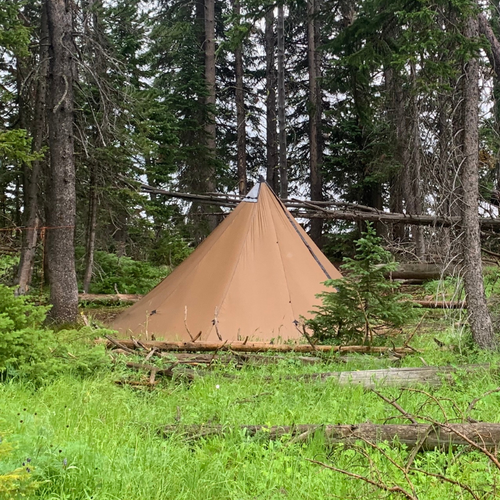 8 person tipi, brown