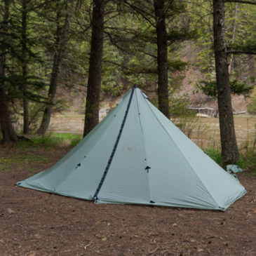 Redcliff Light river camping